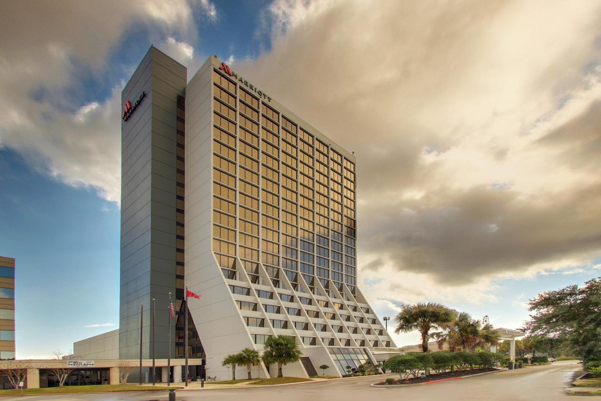 Mobile Marriott Hotel Exterior photo