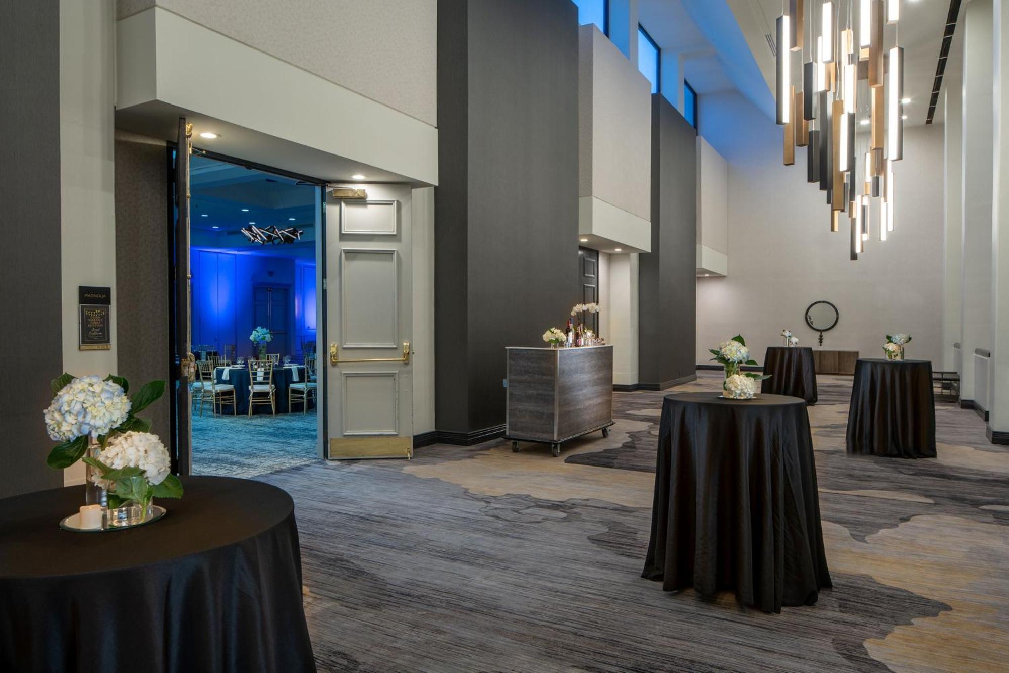 Mobile Marriott Hotel Exterior photo