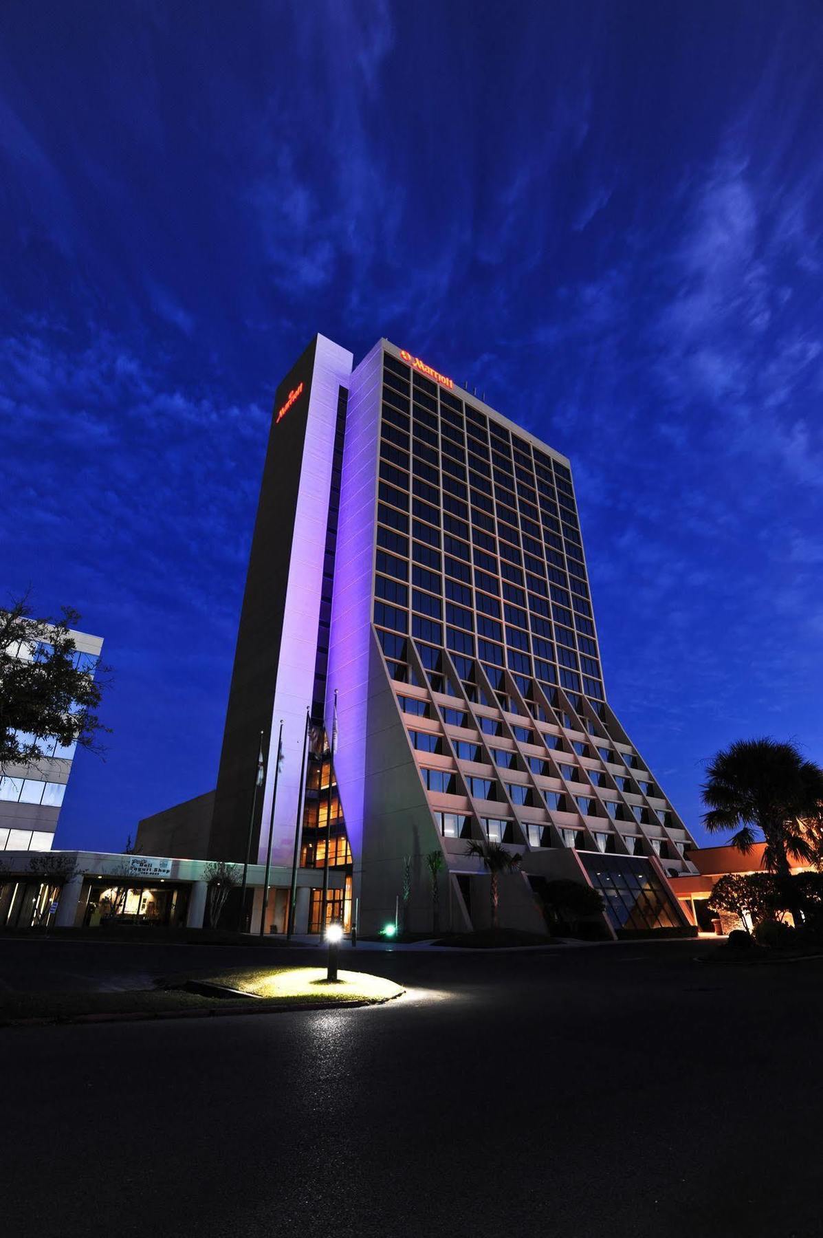 Mobile Marriott Hotel Exterior photo